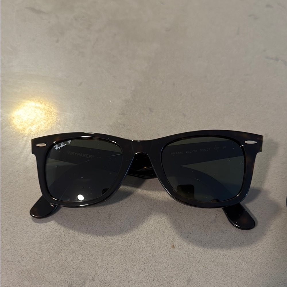 Ray-Ban Classic Tortoise Wayfarer Sunglasses